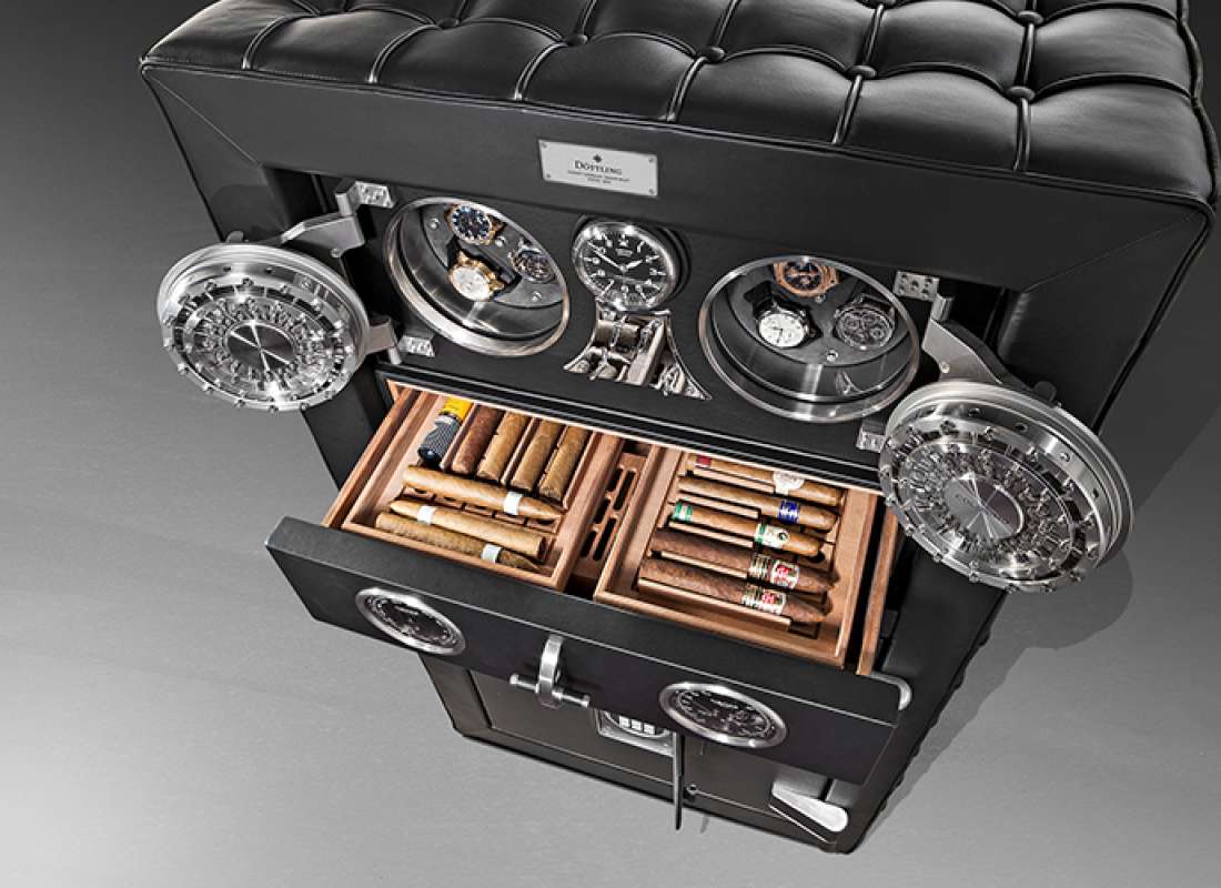 Эксклюзивные сейфы в продаже в Москве