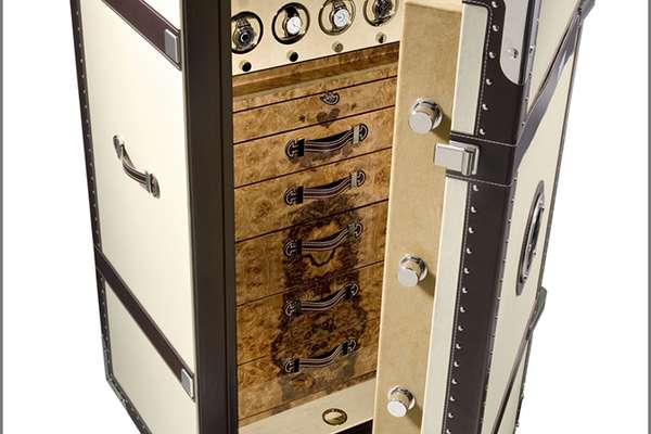 Эксклюзивный сейф Bel-Air в коже