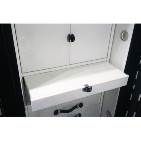 Полка в сейфе для драгоценностей