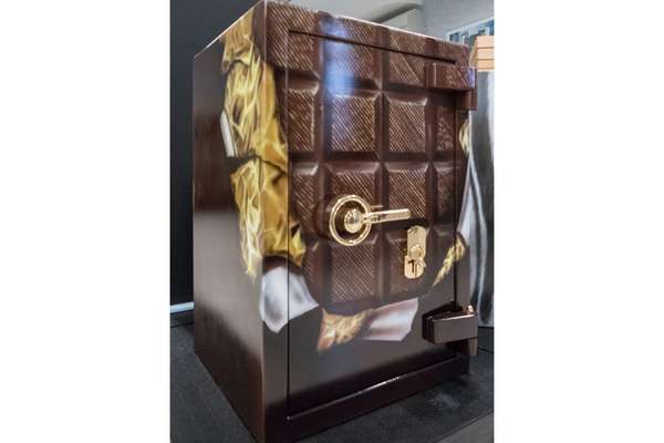 Аэрография на сейфе FERRIMAX