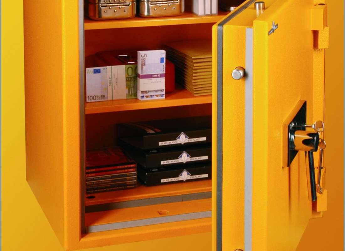 Немецкий сейф с защитой от взлома и пожара
