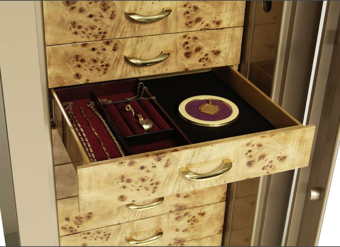 Эксклюзивная отделка сейфов Targo